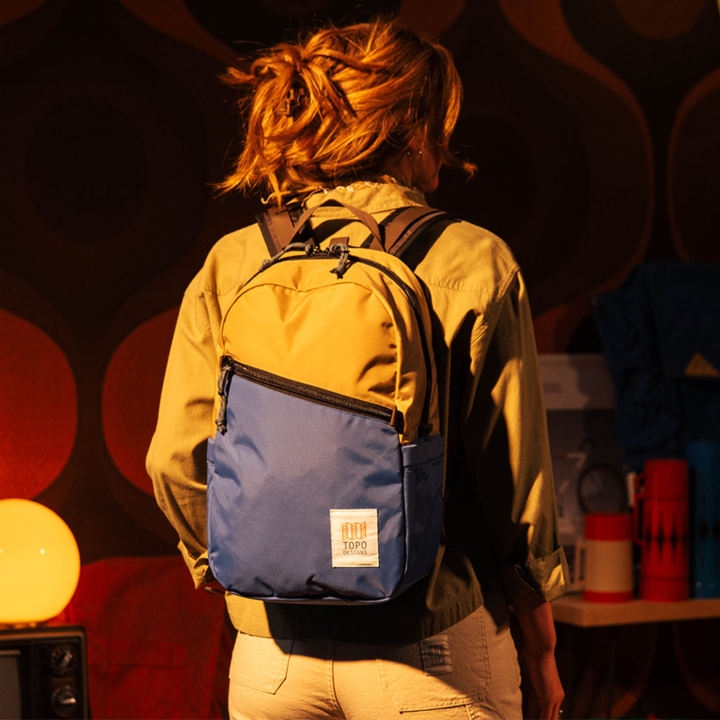 General image of Light Pack in "Cobalt / Elmwood"
