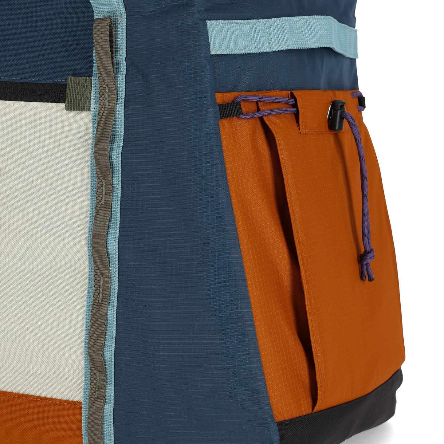 General Detail shot of Topo Designs Mountain Gear Bag in "Pond Blue / Spice"