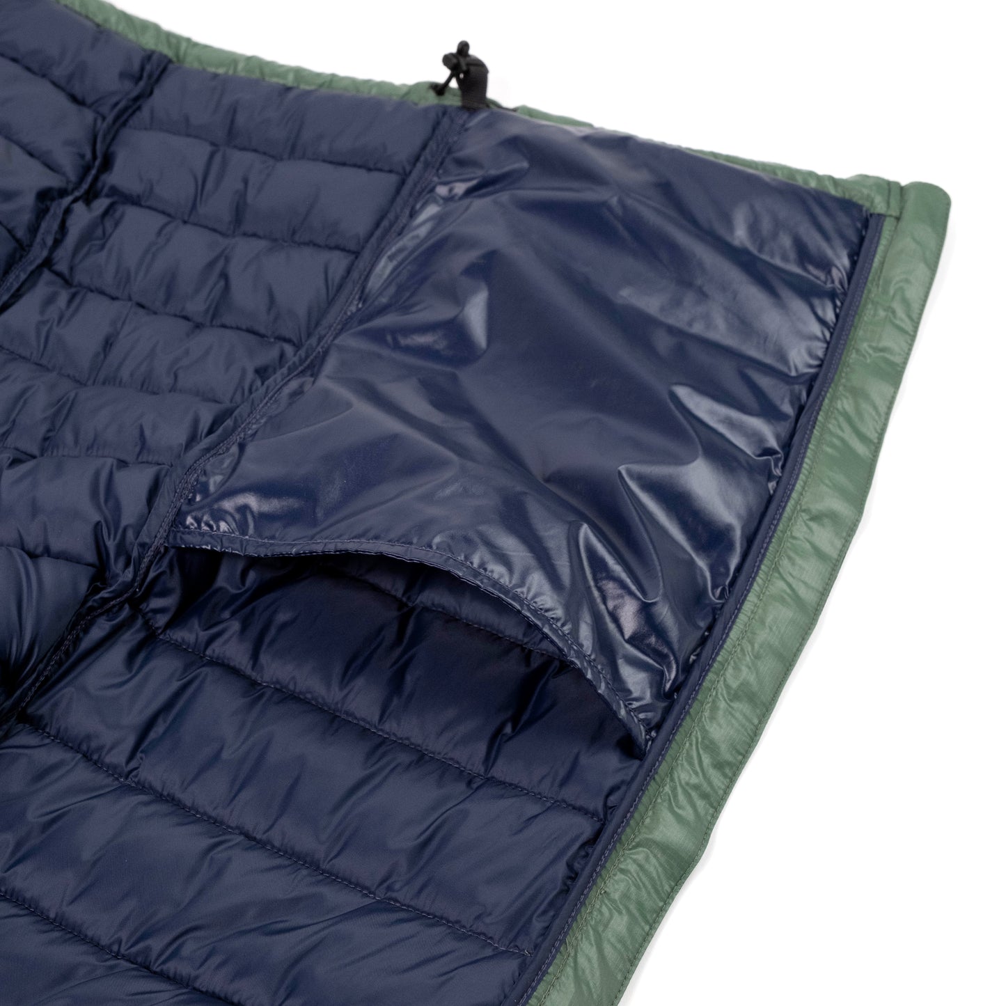 General Detail shot of Topo Designs Townie Puffer Jacket - Men's in "Forest"