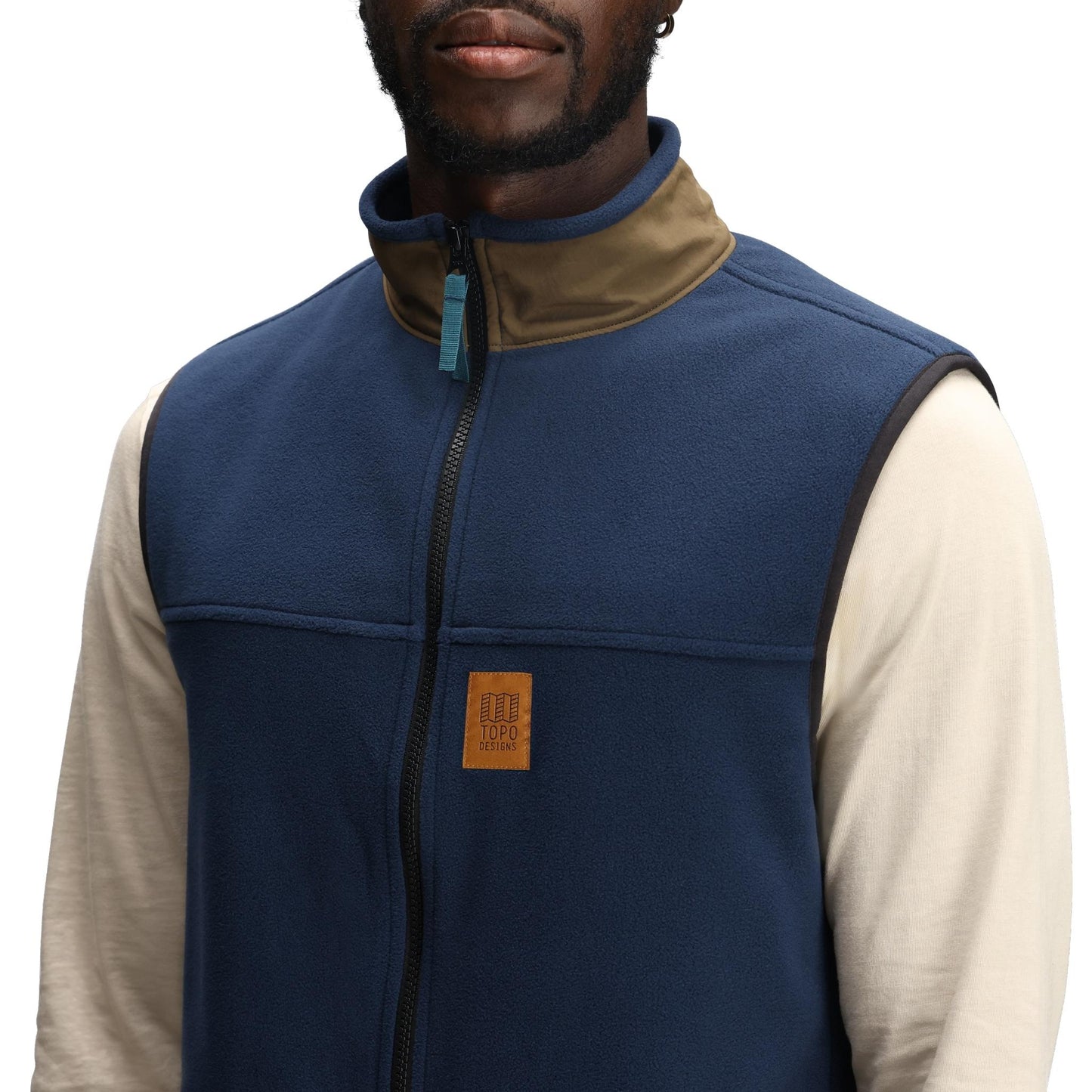 General Detail shot of Topo Designs Vista Lightweight Fleece Vest - Men's in "Midnight / Desert Palm"