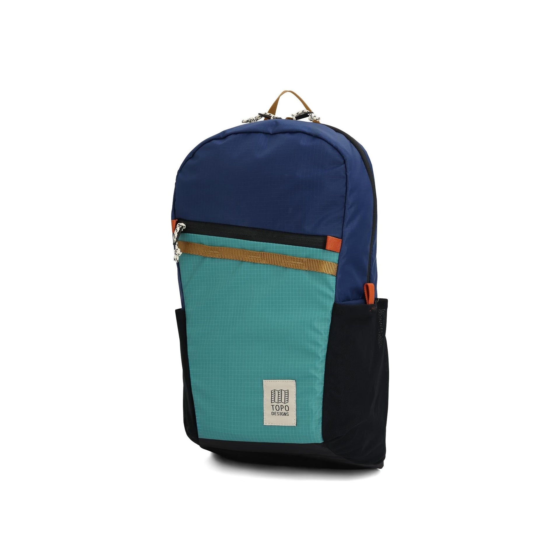 rains backpack end Book Daypack in Green INOXTO Lightweight Hiking Backpack, edition Rains x Umbro Colour:RIVER ROCK GREEN MMA