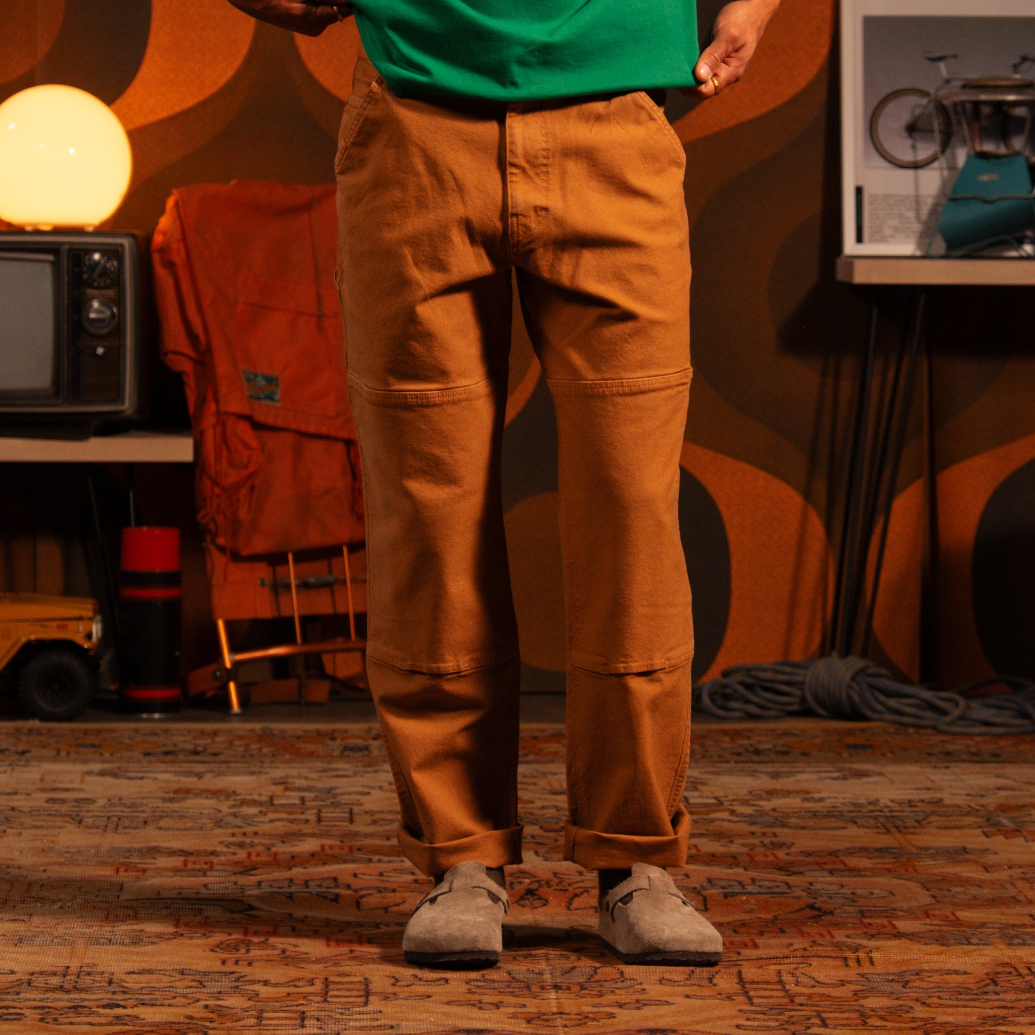 [Model is 5'11", wearing size 32]