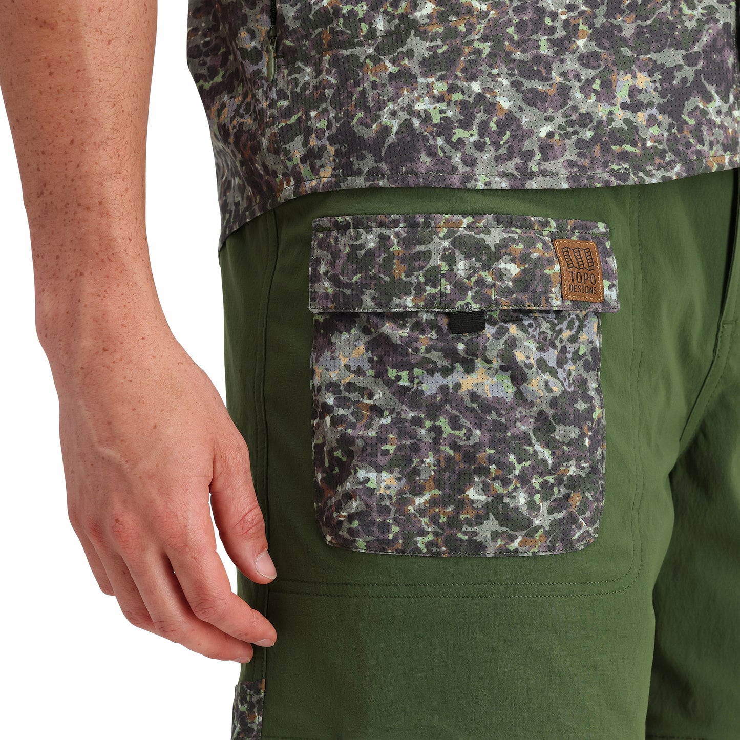 Detail shot of Topo Designs Retro River Shorts - Men's in "Olive / Olive Meteor"