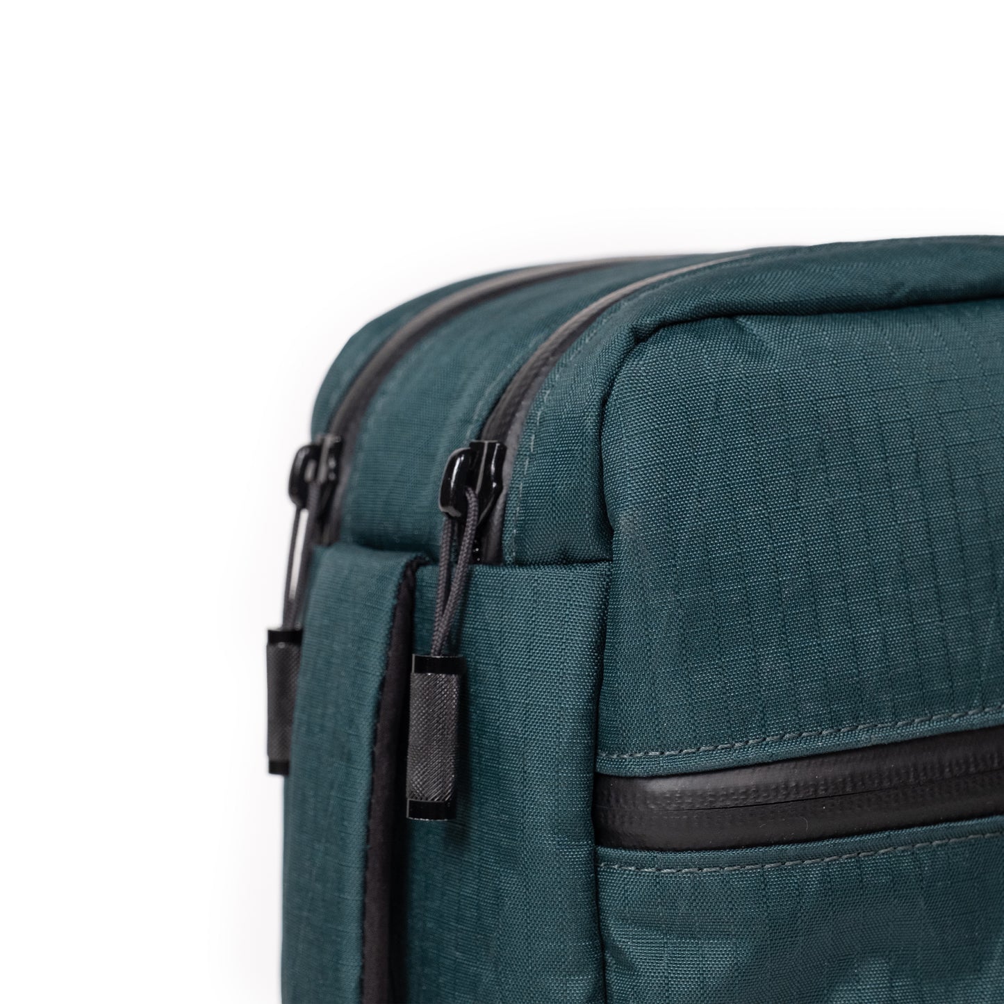 General shot of Topo Designs Global Pro Tech Case zipper detail