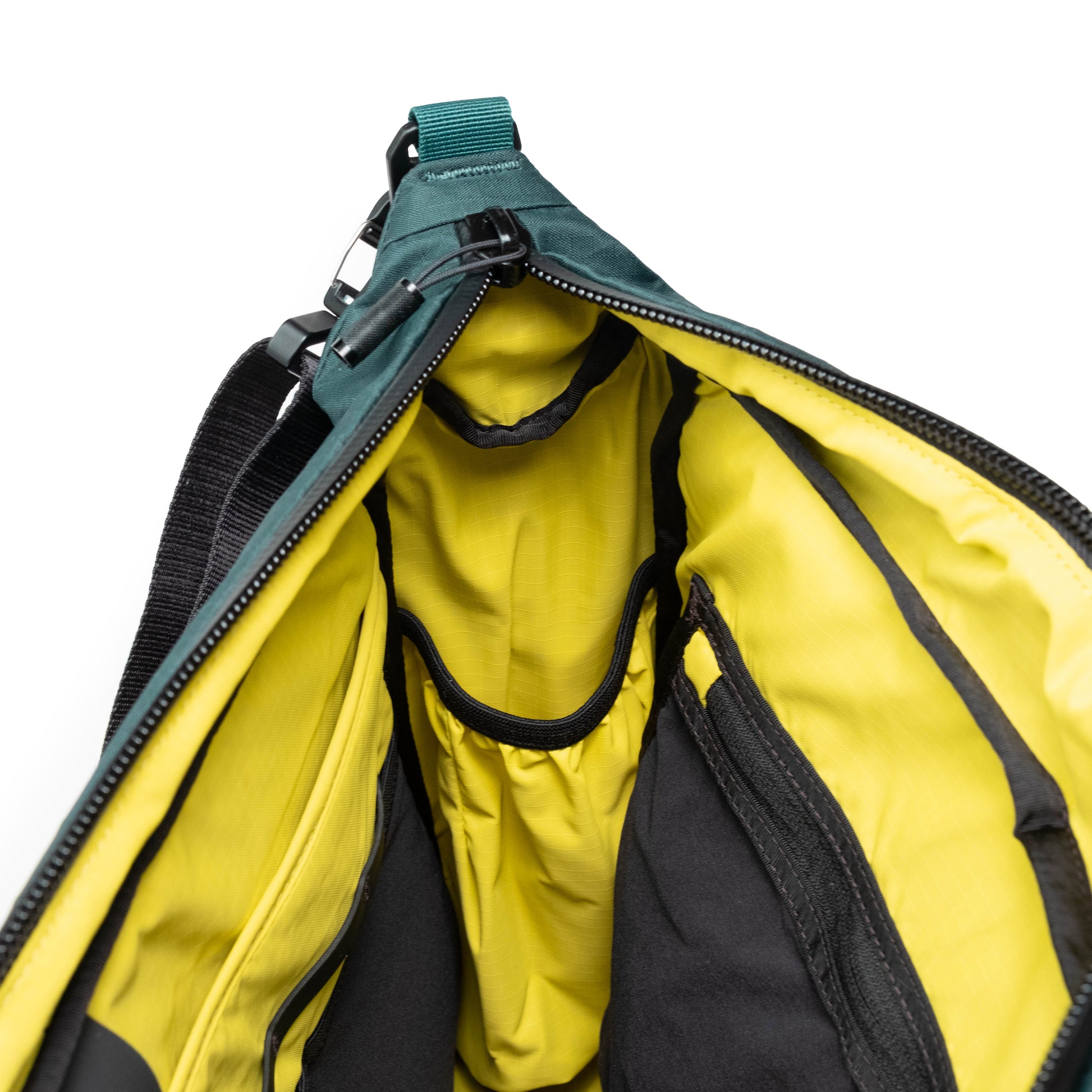 General shot of Topo Designs Global Pro Travel Tote showing interior pockets 