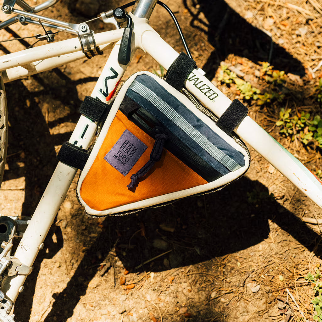 Bike Frame Bag | Streamlined On-the-Go Cycling Storage – Topo Designs Bike Frame Bag | Streamlined On-the-Go Cycling Storage – Topo Designs